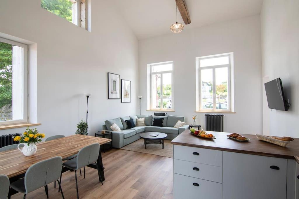 Treize Maison 3 Bed House In Centre Of Saint Severin Extérieur photo